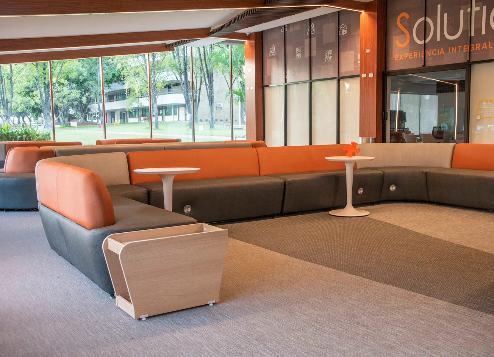 Estacion de trabajo Ready imagen de galeria